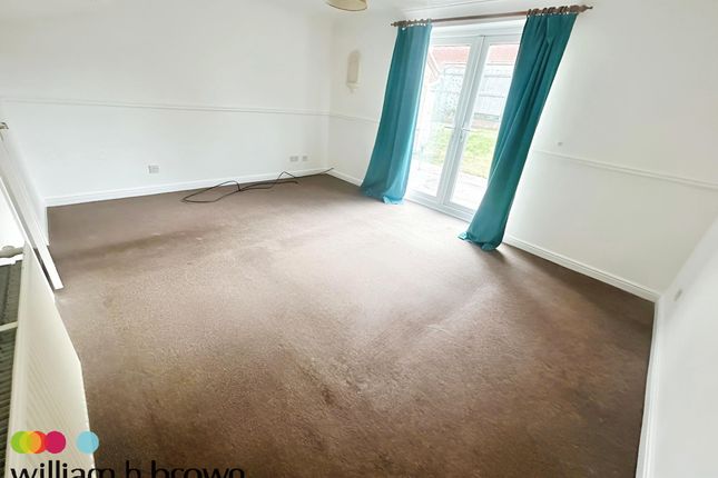 27, Haddon Park, Colchester photo 3