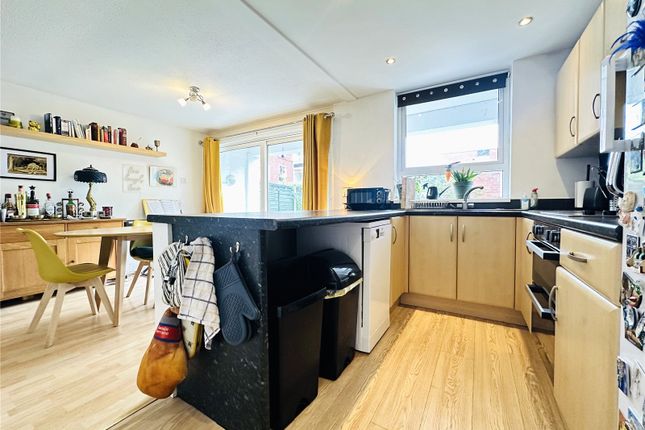 1, Montagu Drive, Leeds photo 3