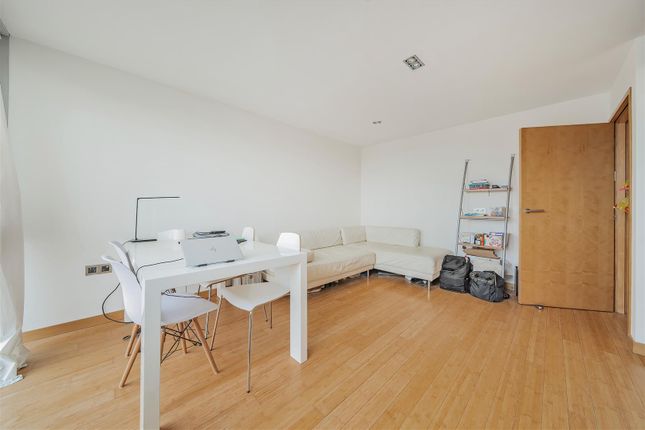 Thumbnail Flat to rent in Richmond Road, Kingston Upon Thames