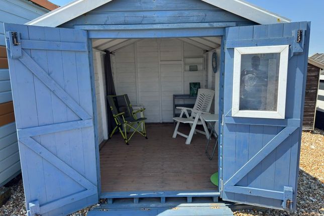 Beach Hut G46, Sea Front, Hayling Island photo 3