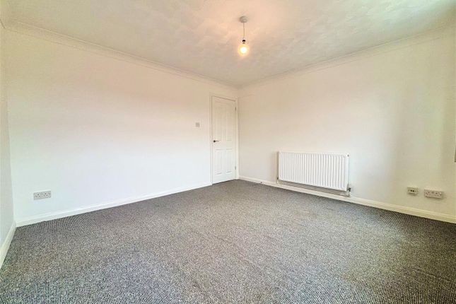 5 Rose Day Court, Tennyson Road, Freshwater photo 3