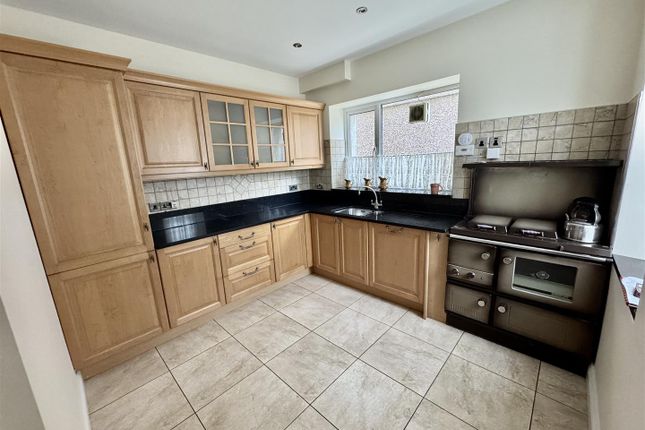 3, Waterloo Terrace, Ammanford photo 3