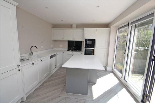 8A,, Solent Road, Christchurch photo 3