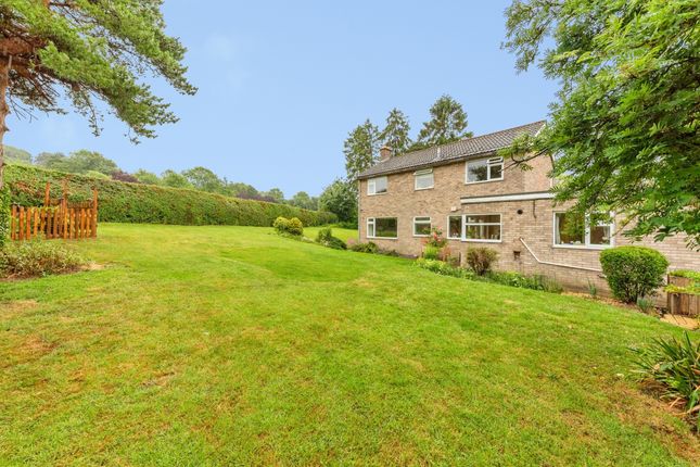 8, Woodlands Drive, Grantham photo 2