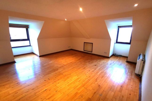 Braemar Gardens, Broughty Ferry, Dundee, DD5 3TE, Dundee photo 2