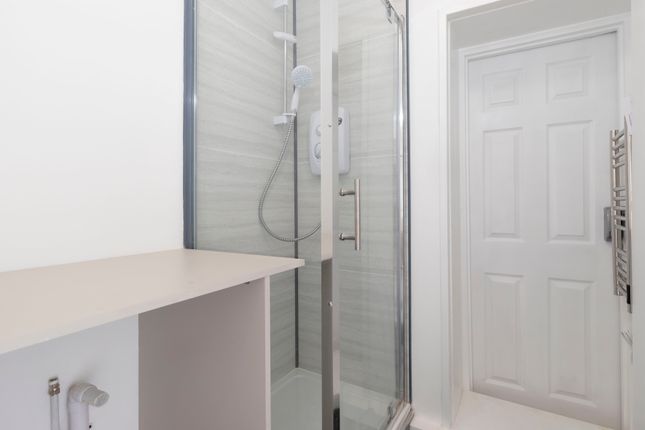 Flat 4 Berkeley Villa, Berkeley Street, Cheltenham photo 3
