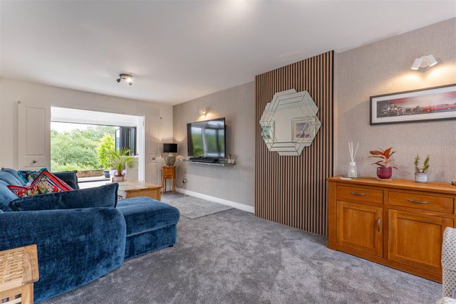 6, Merton Grove, Chorley photo 2