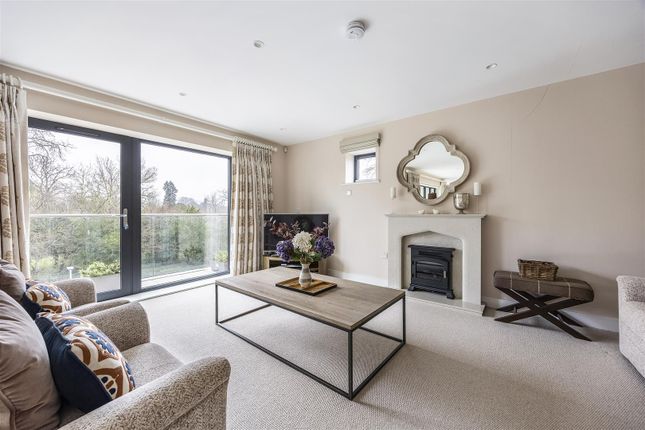 The Penthouse, 79, The Park, Cheltenham photo 5