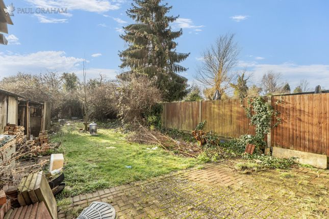 33, Stanley Park Road, Carshalton photo 2
