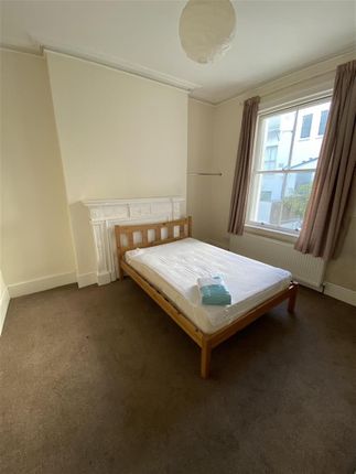 Img_3039 (Large).Jpg