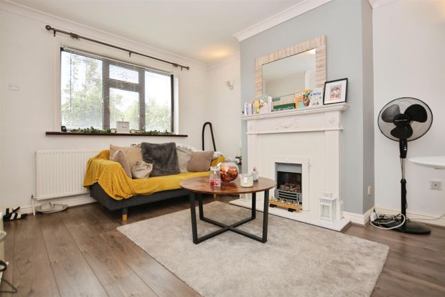 44, Messingham Road, Scunthorpe photo 2