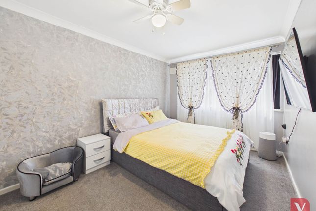 32, Arbroath Road, Luton photo 4