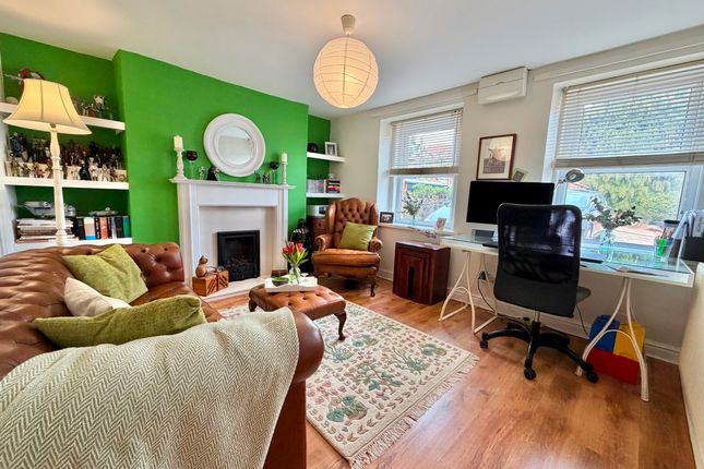 2 Fir Tree Cottage, High Street, Lydney photo 3
