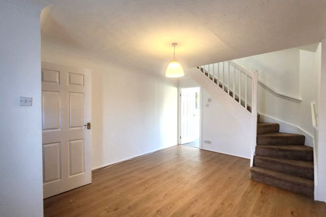 57, Cooper Way, Cippenham photo 4