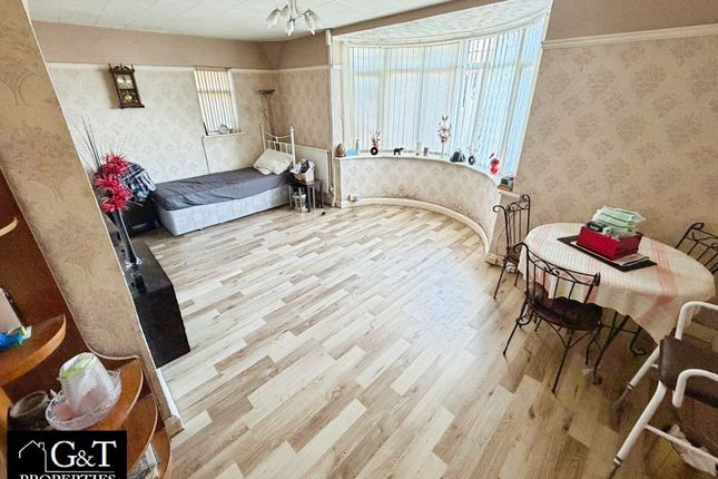 98 Bowling Green Road, Dudley photo 3