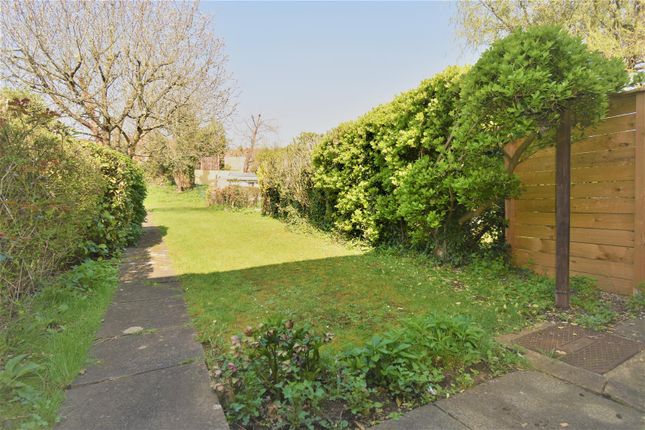 Cromwell Road, Maidenhead photo 3