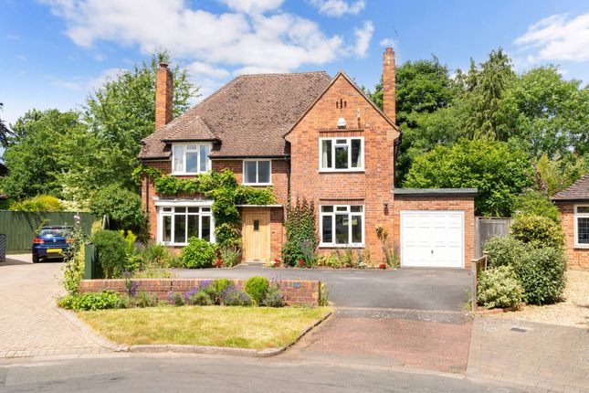 Thumbnail Detached house for sale in Wincott Close, Stratford-Upon-Avon