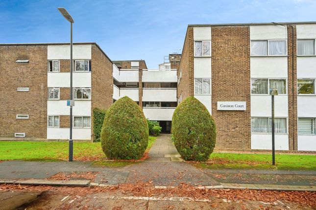 Coniston Court, Stonegrove, Edgware photo 2