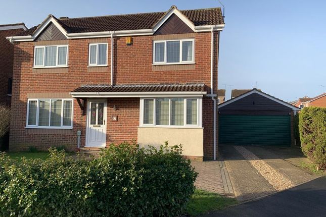 4 bed property to rent in Newton Drive, Beverley HU17