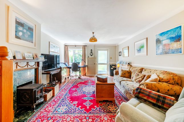 61, Portsmouth Road, Liphook photo 4