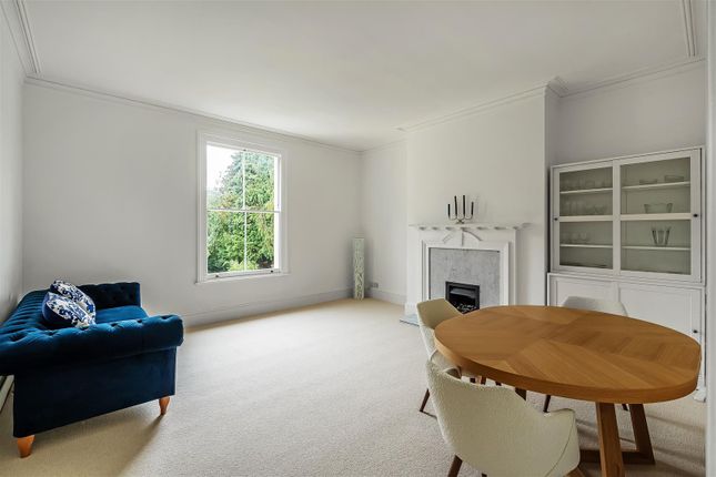 8, Purbrook, Pixham Lane, Dorking photo 4