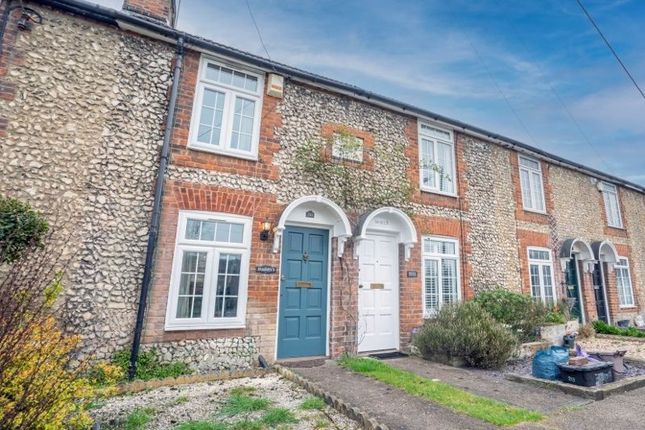 Thumbnail Terraced house for sale in Wycombe Lane, Wooburn Green, High Wycombe