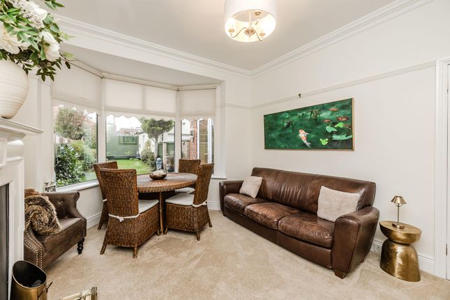 Manor Grove, Newcastle Upon Tyne photo 3