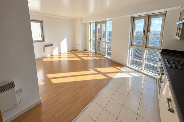 Apartment 308, Birmingham photo 3