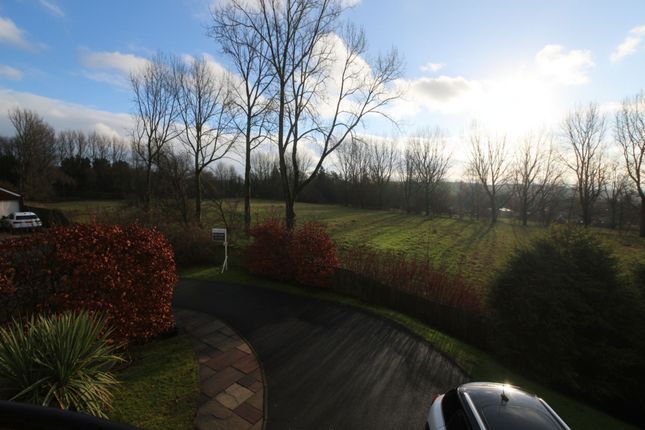18 St. Wilfreds Drive, Rochdale photo 4