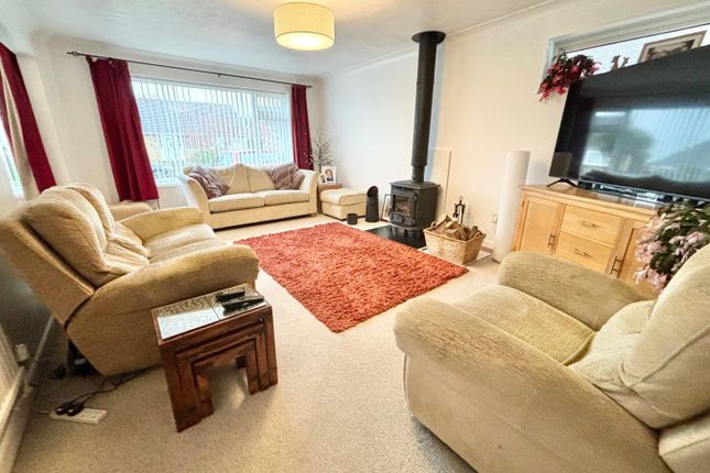 6, Summer Hill Road, Bexhill on Sea photo 2