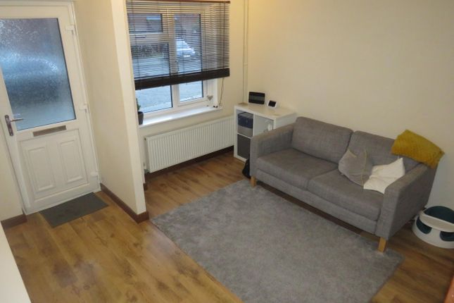 27, Tyning Park, CALNE photo 2