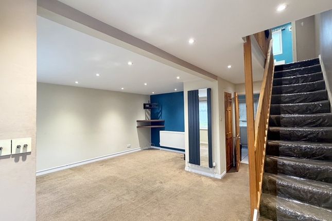3-bed house on Sheriff Way, WATFORD, £1,875/mo