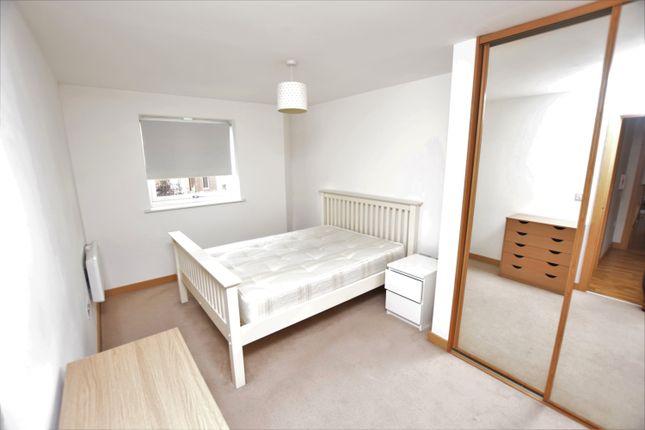 Flat to rent in Ship Wharf, Colchester