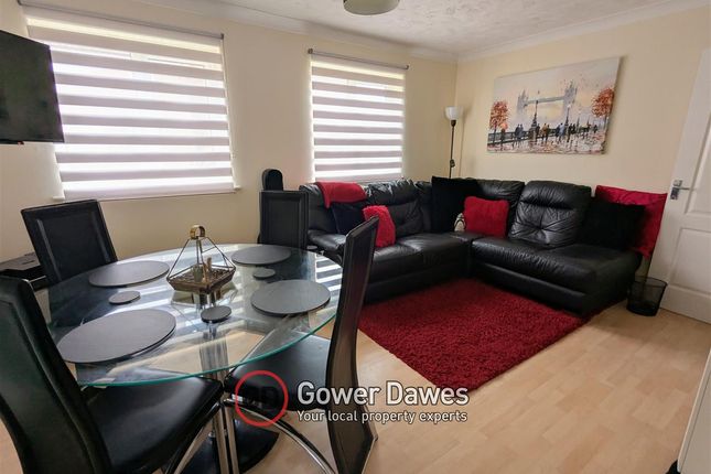 71, Hill House Drive, Chadwell St.Mary photo 3