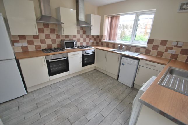 Monthermer Road, Cardiff photo 4