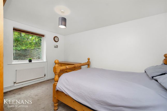 Flat 1, 731, Manchester Road, Bury photo 4