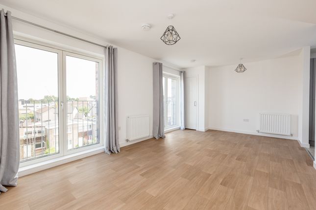 Flat 14, 7, Muirhouse Crescent, Edinburgh photo 3