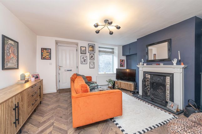 110, Main Street, Leeds photo 3