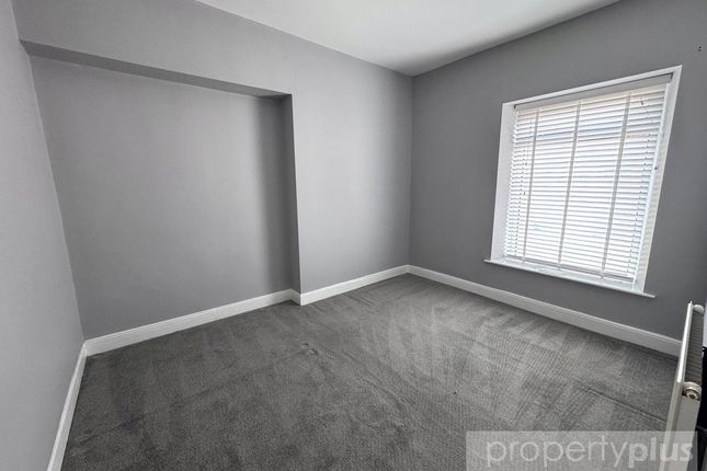 8, Eileen Place, Treorchy photo 5