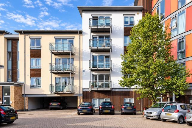 Quayside Drive, Colchester photo 5