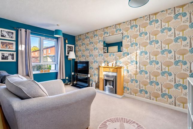 7, Hollis Crescent, York photo 2