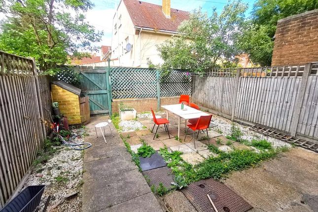 Thumbnail Terraced house to rent in Galsworthy Avenue, London
