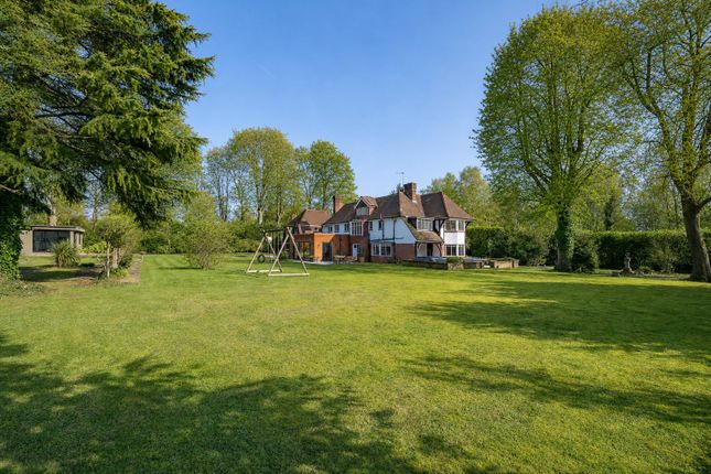 Oak Lodge, Silver Lane, Purley photo 4
