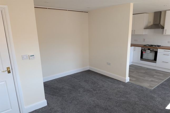 Flat 7, Ascot, 26-30 Tontine Street, Folkestone photo 4