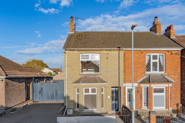 2-bed terraced on Albert Road, Finedon, £210,000