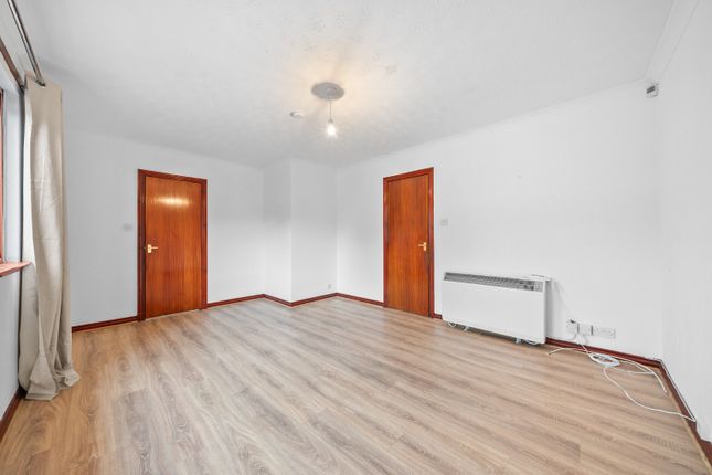 4B, George Street, Renfrewshire photo 5