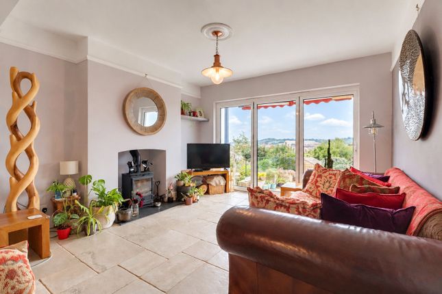 Fairview,, Anstey Way, Bideford photo 2