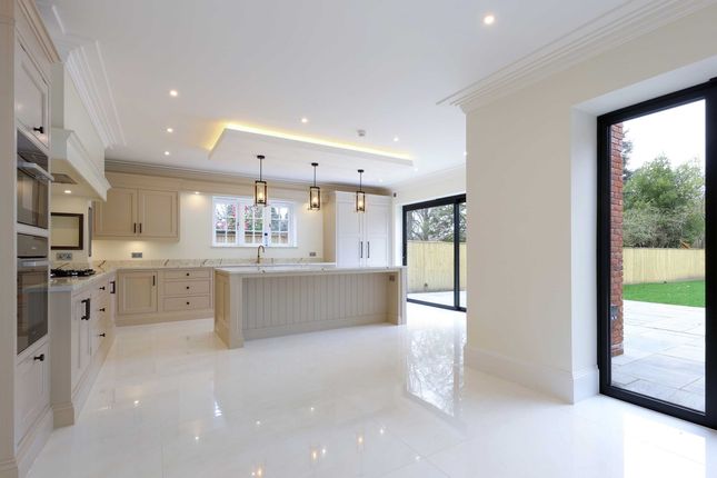 53, Ledborough Lane, Beaconsfield photo 4