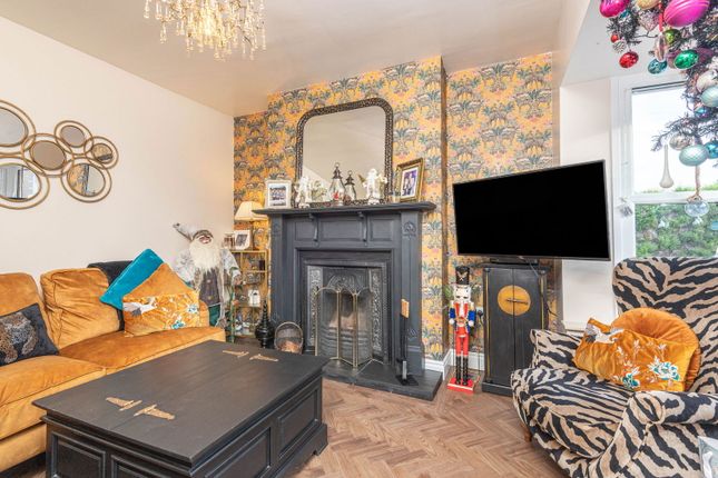 1, Churchfield Lane, Castleford photo 4