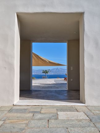 Villa for sale in Diorama, Paros (Town), Paros, Cyclade Islands, South Aegean, Greece